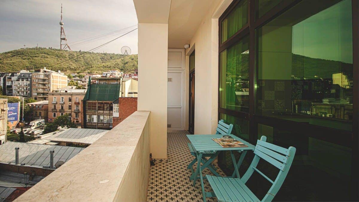Central Tbilisi Luxury 1 Bedroom Apartment in Vera