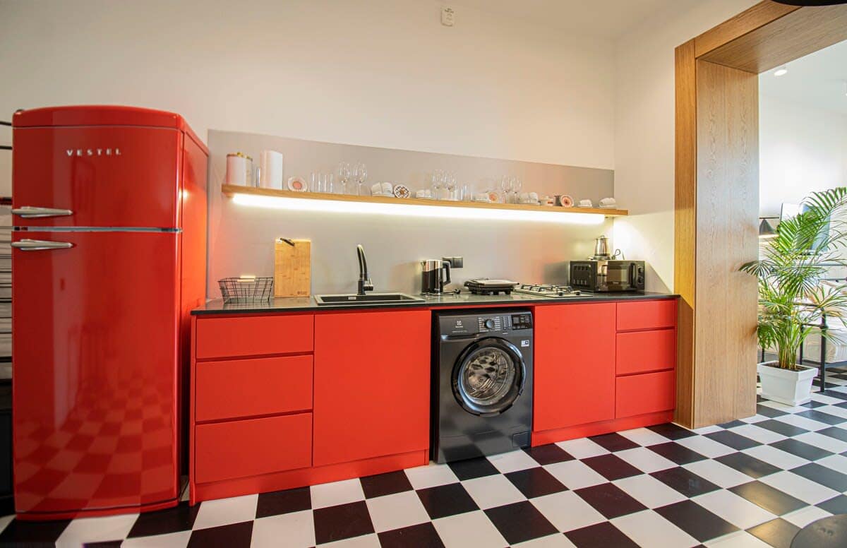 Creating a pleasant cooking and dining atmosphere