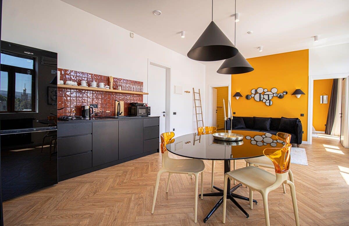 Chic 2 Bedroom Center Apartment with View in Vera
