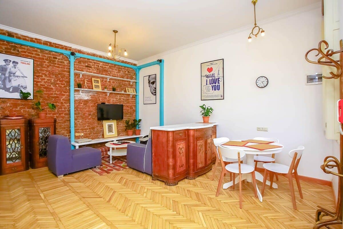Charming Loft near Freedom Square in Sololaki
