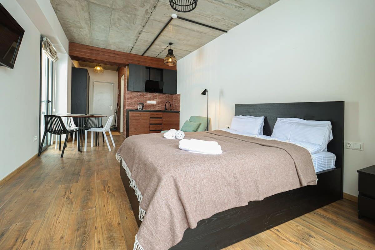 Enjoy the apartment featuring a beautiful design, a flat-screen TV, a kitchenette, a balcony, storage space, and a clean bathroom.