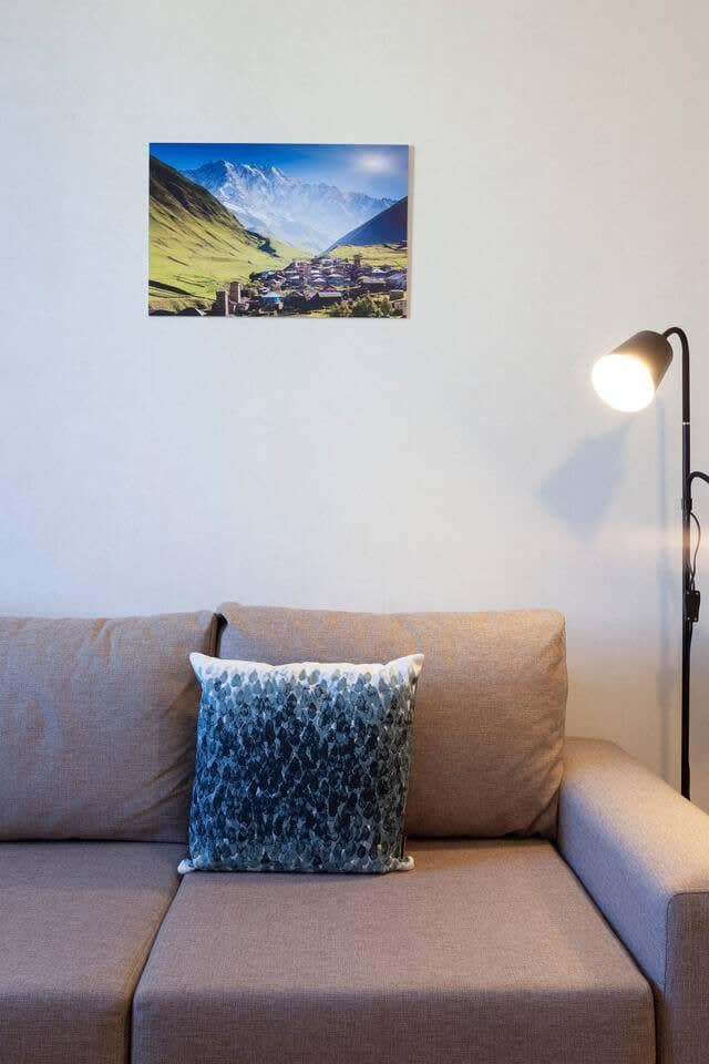 Living room with a warm atmosphere.