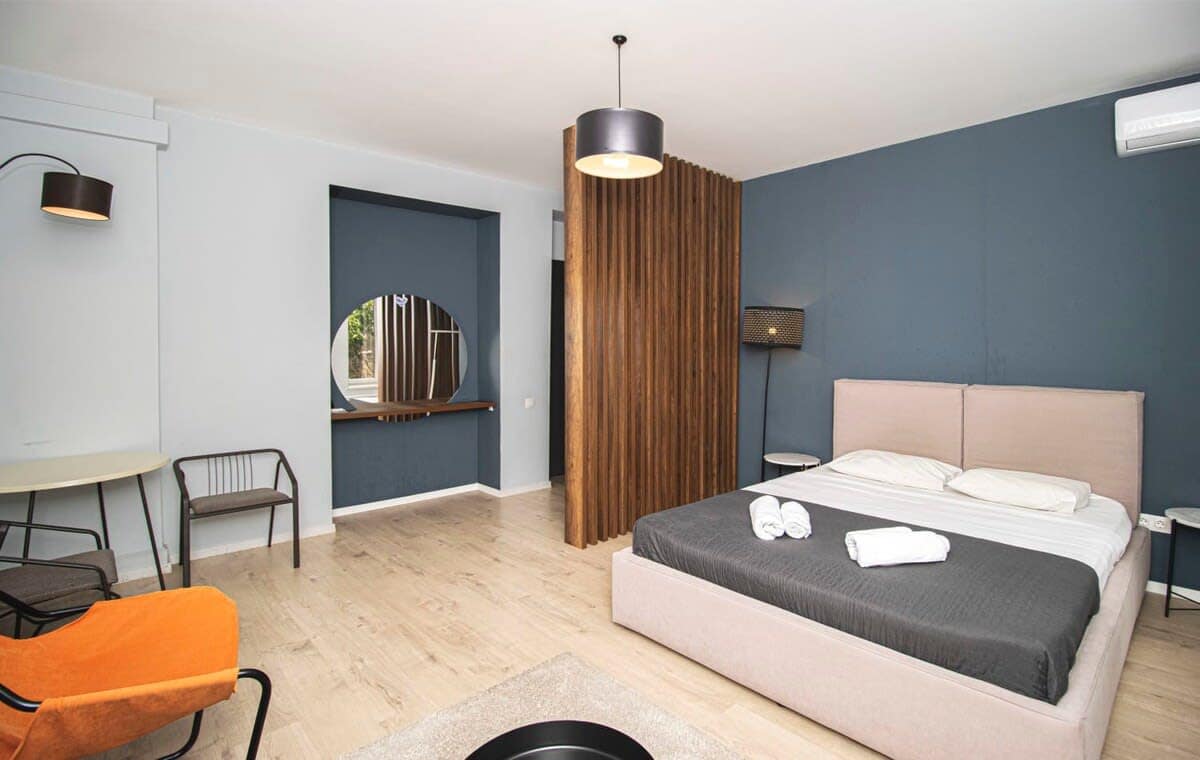 Chic Studio Near Rustaveli & Liberty in Mtatsminda