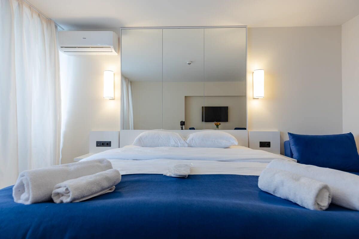 Plush and inviting double bed ensures a restful night’s sleep