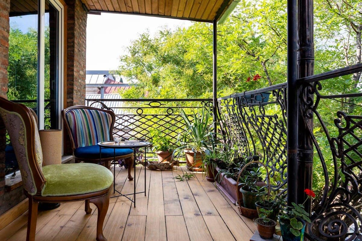 Balcony for Outdoor Dining – Set up a table and enjoy meals with a backdrop of vibrant trees and fresh air.