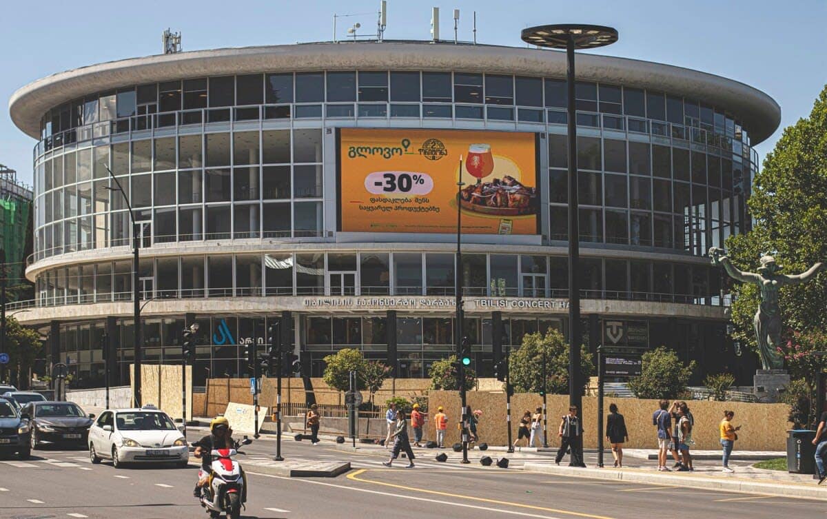 Whether you're here for business or leisure, you'll love the convenience of having everything within walking distance