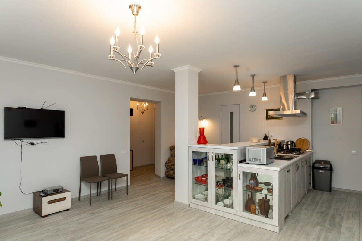 Offering functional area to enjoy meals