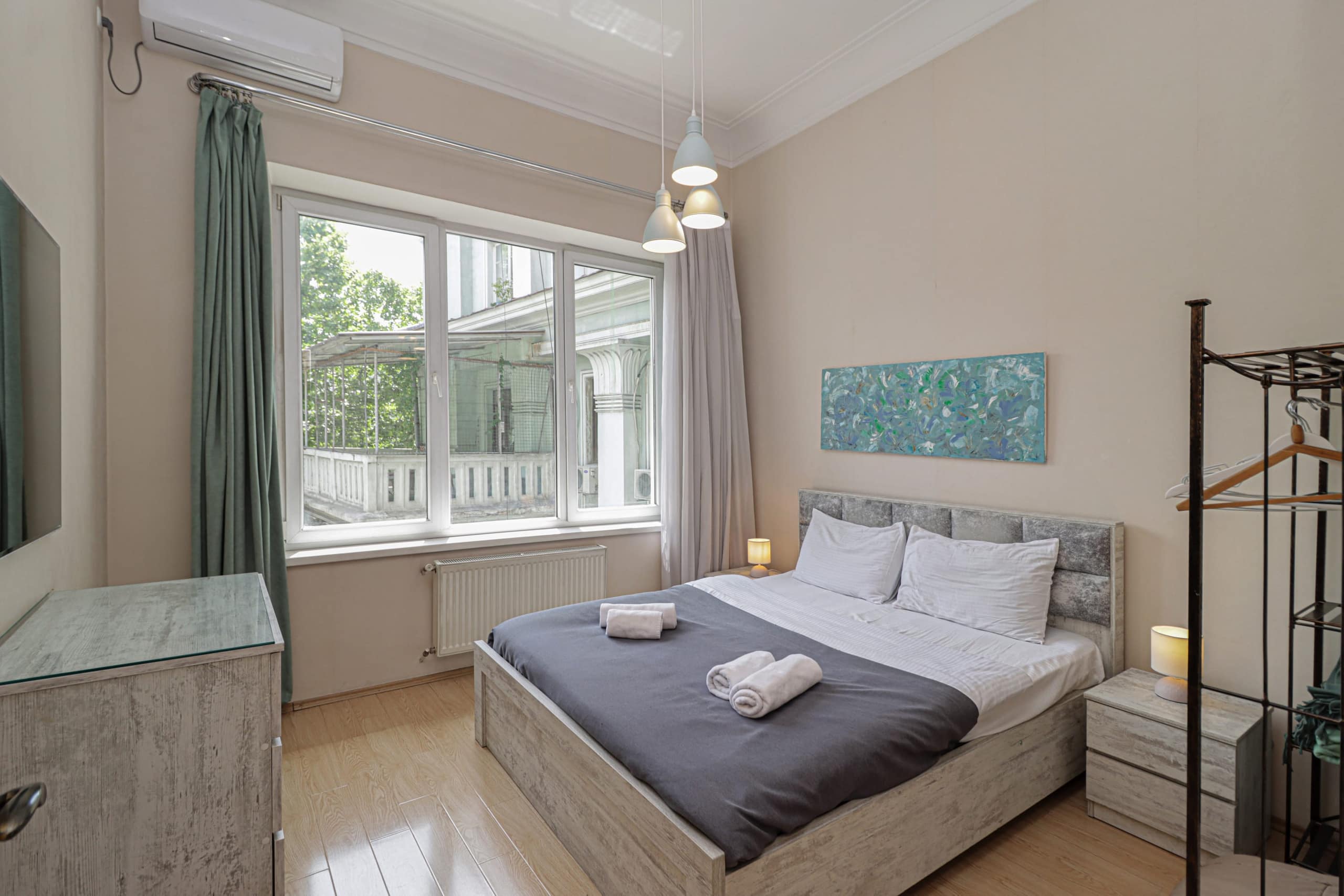 Colorful Artist's Abode in Tbilisi in Chugureti