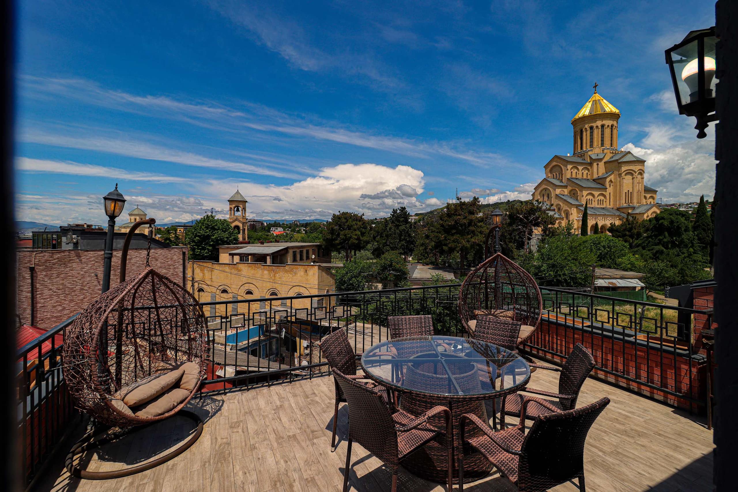 Luxury 3 Bedroom Apartment Panoramic Terrace & Views in Old Town
