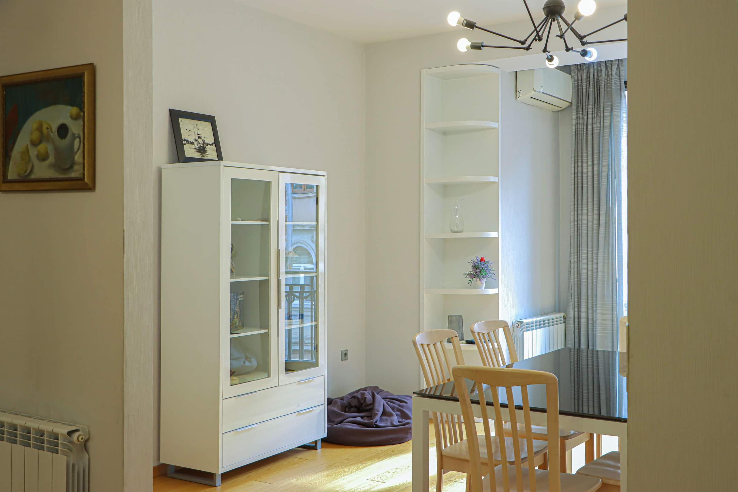 Charming 2 Bedroom & 2BA Apartment Near Rustaveli in Vera