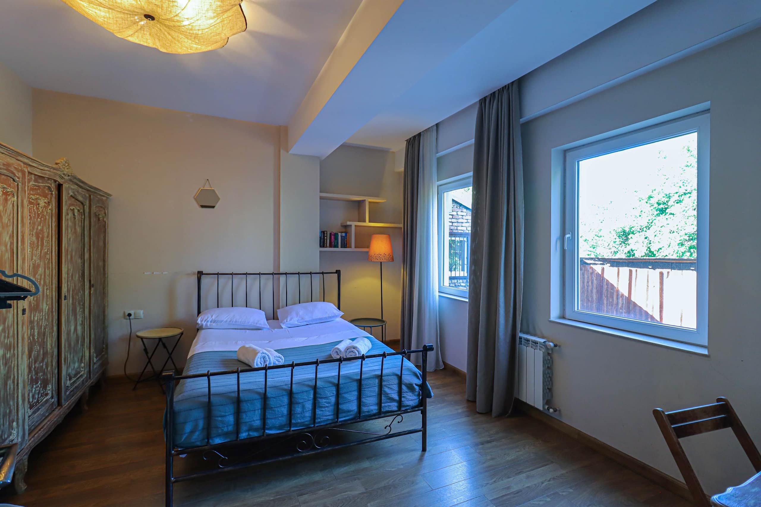 Spacious 2 Bedroom in Chugureti with balcony in Chugureti
