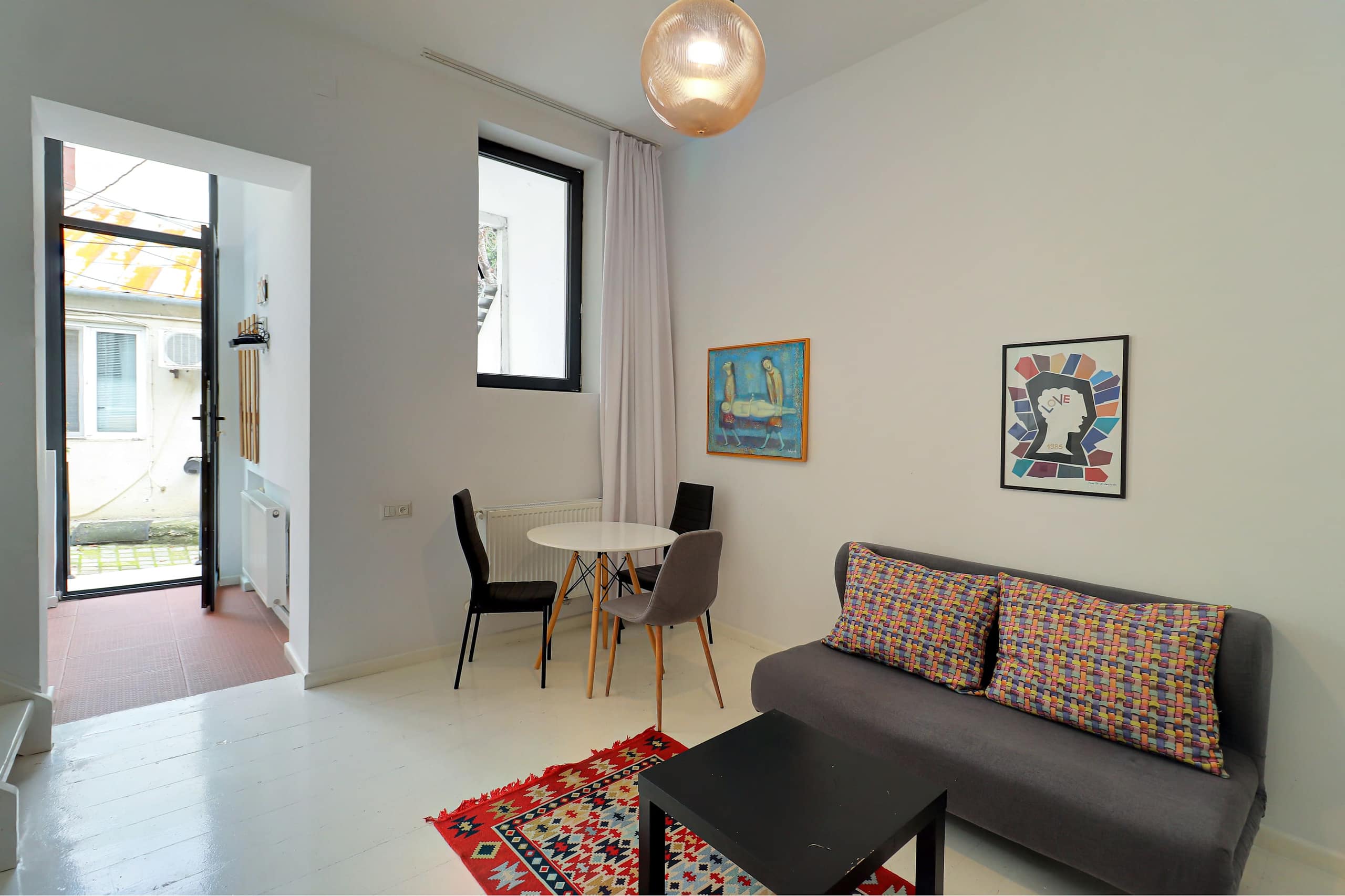 Cozy 1 Bedroom Apartment In Heart of Old Tbilisi in Chugureti