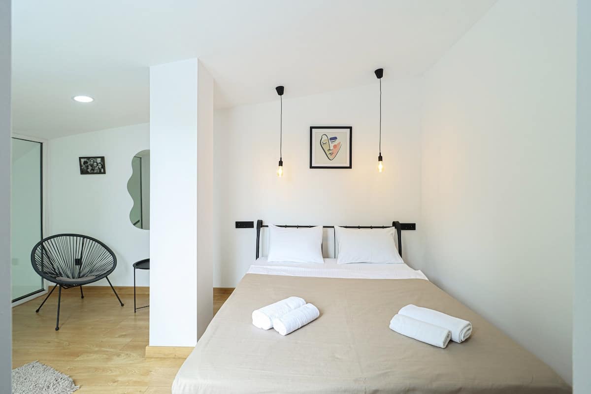 Charming 1 Bedroom Duplex in Vake in Vake