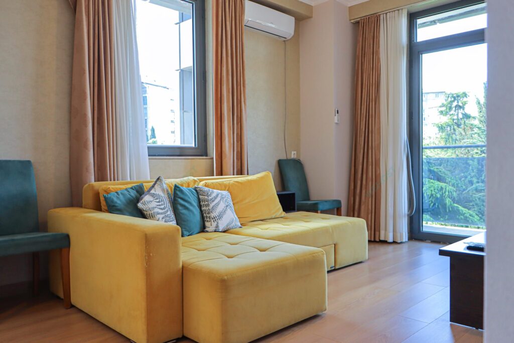 Modern 1-Bedroom Unit Near King David – 70 sq. m. image 4
