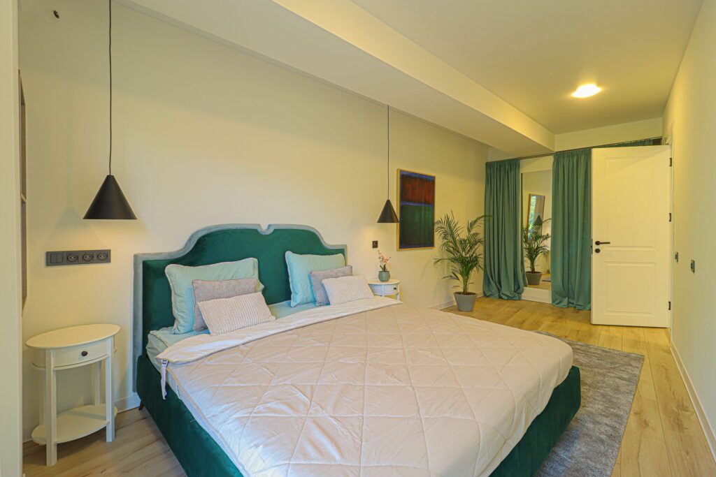 2BR Apartment for Rent on Kipshidze St. image 2