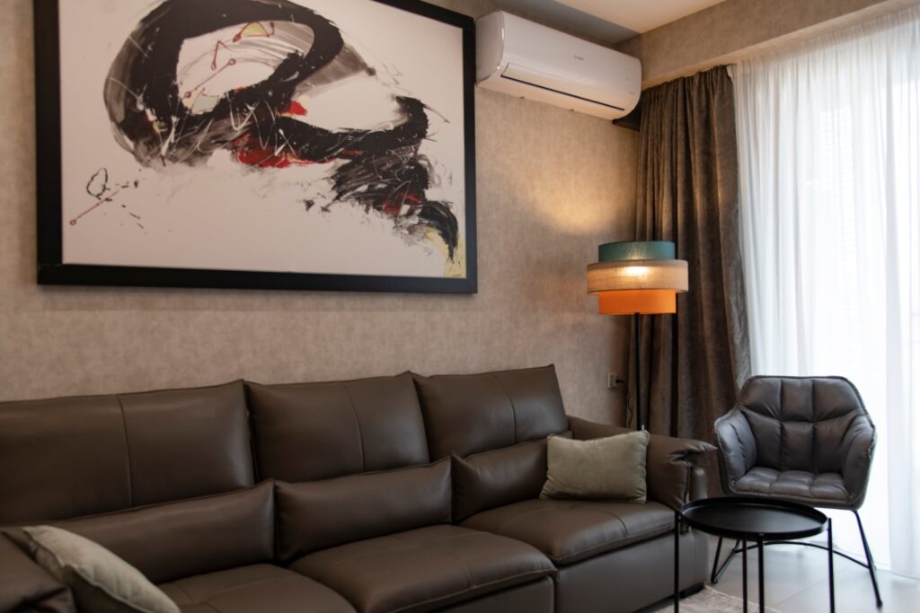 3-Bedroom Apartment for Rent in Krtsanisi image 4